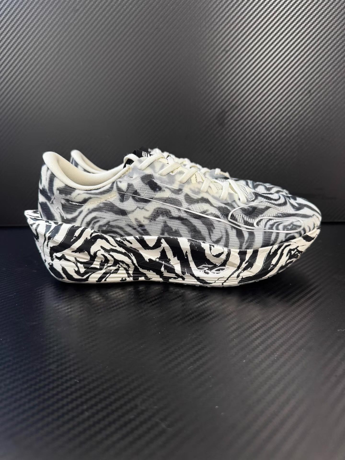 Nike Qiaodan Feiying PB5.0 Q11 Size US 6.5 / EU 39-40 - 1 Thumbnail