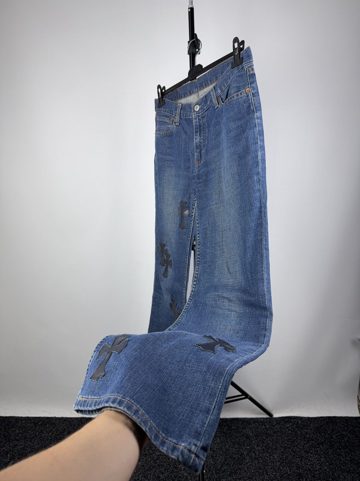 Hysteric Glamour × If Six Was Nine × Levi's 🔥Levi’s Flared Chrome Hearts Style Cross Denim jeans Size 30" / US 8 / IT 44 - 4 Thumbnail