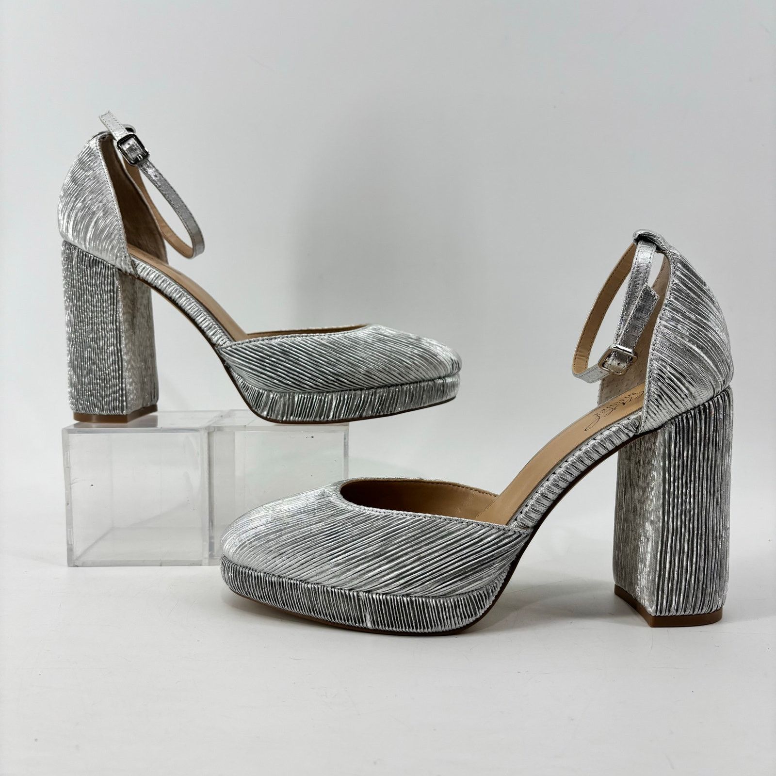 Other Jewel Badgley Mischka Womens 8.5 Silver Stephanie Heel Block Size US 8.5 / IT 38.5 - 8 Thumbnail