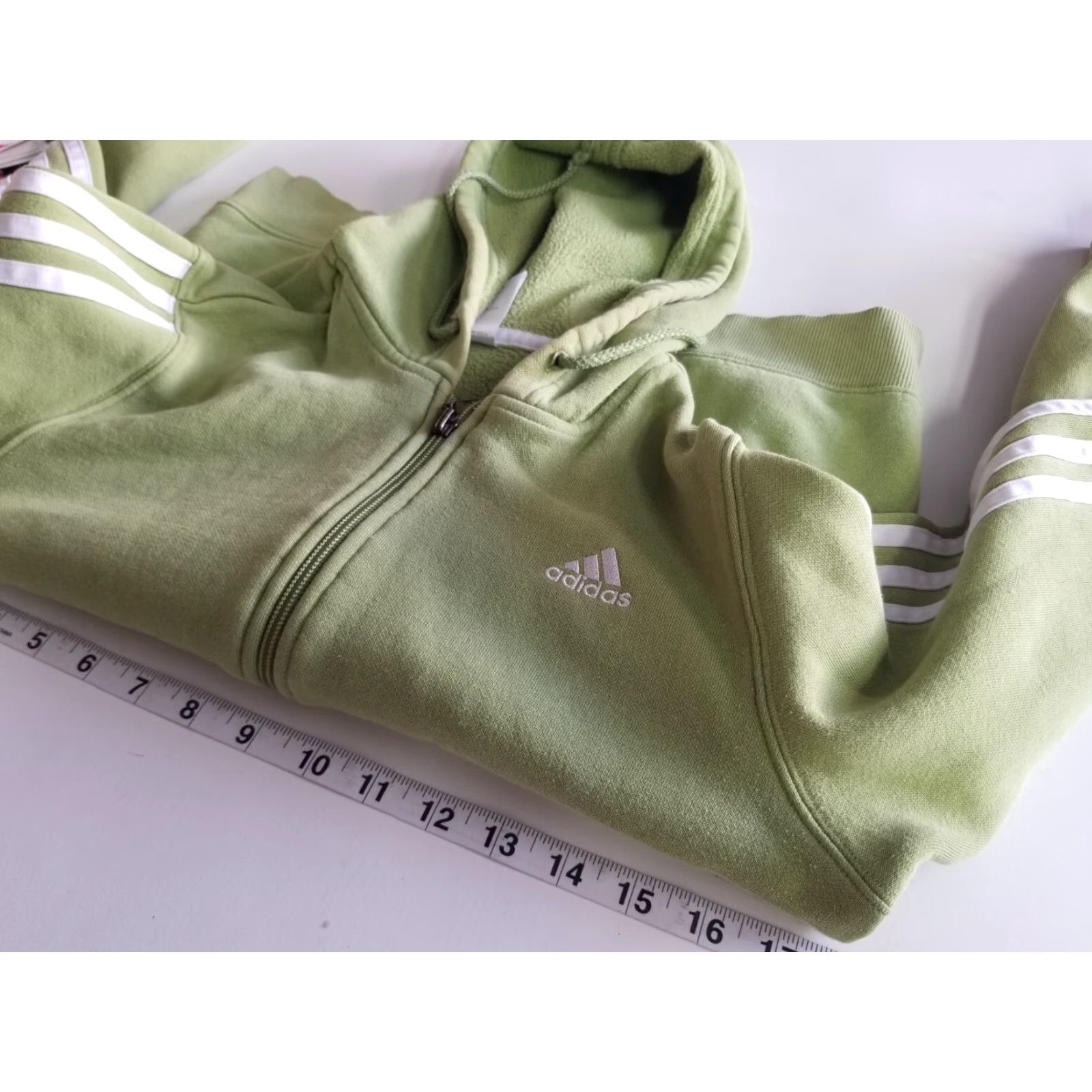 Adidas Adidas 2006 Green White Distressed Full Zip Hoody Jacket Size Small User: Adidas 2006 Green White Distressed Full Zip Hoody Jacket Size Small Size S / US 4 / IT 40 - 4 Thumbnail