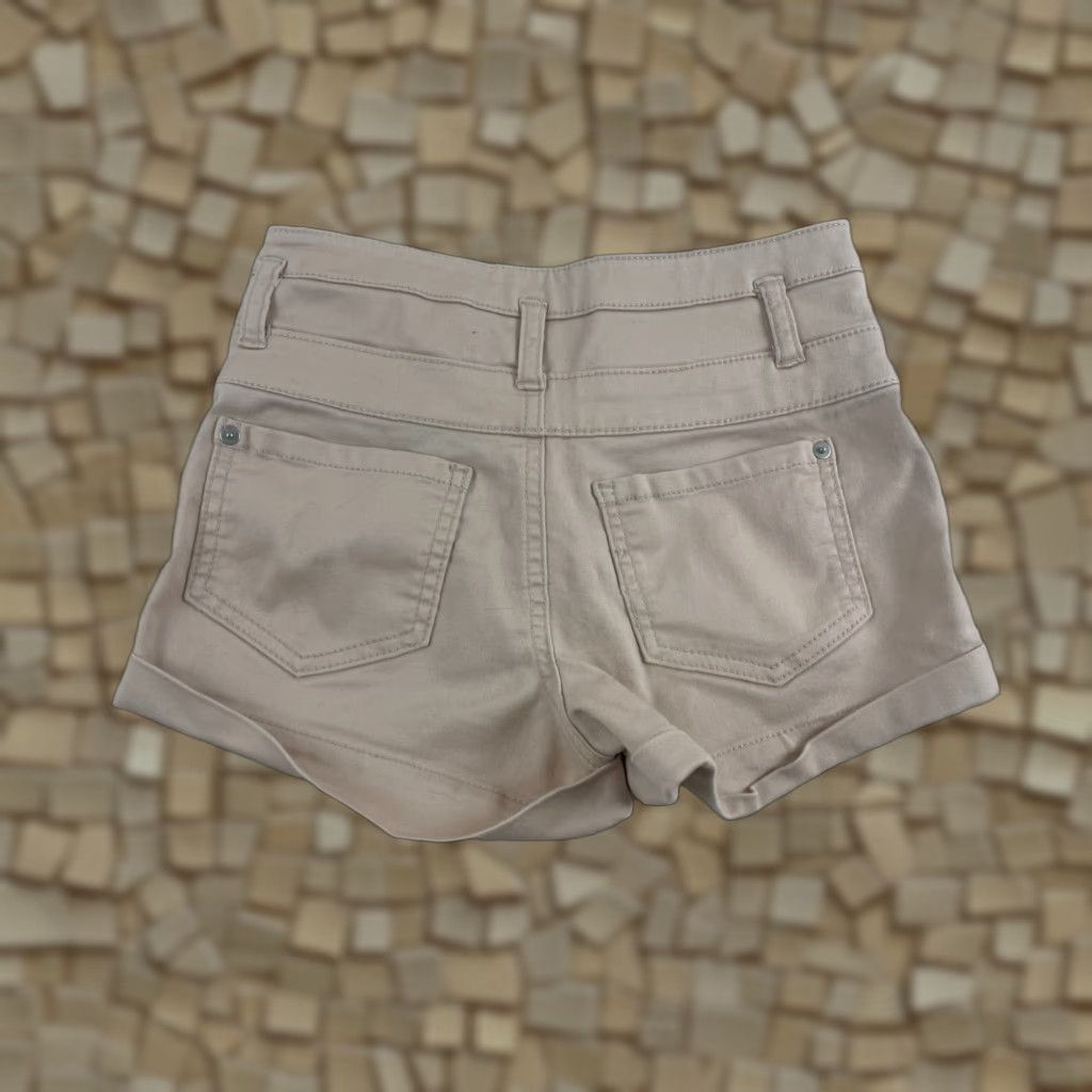 Vintage Xhilaration Shorts Women's Size 0 Peach Mid Rise Tri-Buttoned Pockets Size 42" / US 20 - 1 Thumbnail