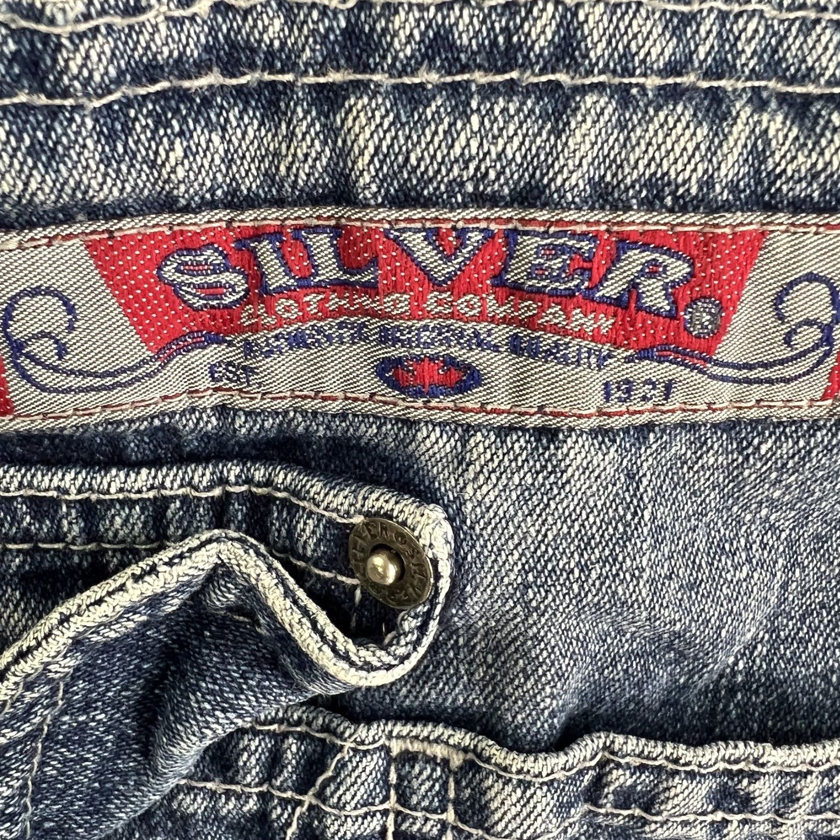 Silver Jeans Co. Vintage Silver Jeans Blue Flared Denim Bibs Womens Size 32 Distressed Relaxed Fit Size 24" / US 00 / IT 34 - 4 Thumbnail
