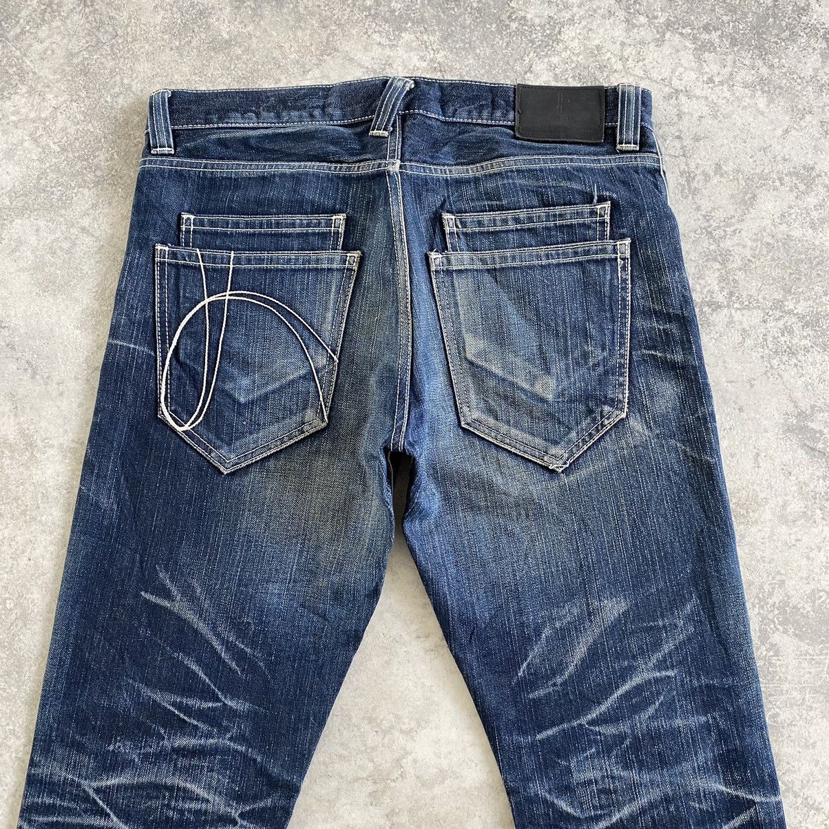Japanese Brand 2000’s No ID Japan Faded Honeycomb Jeans Slim Fit Size US 31 - 13 Thumbnail