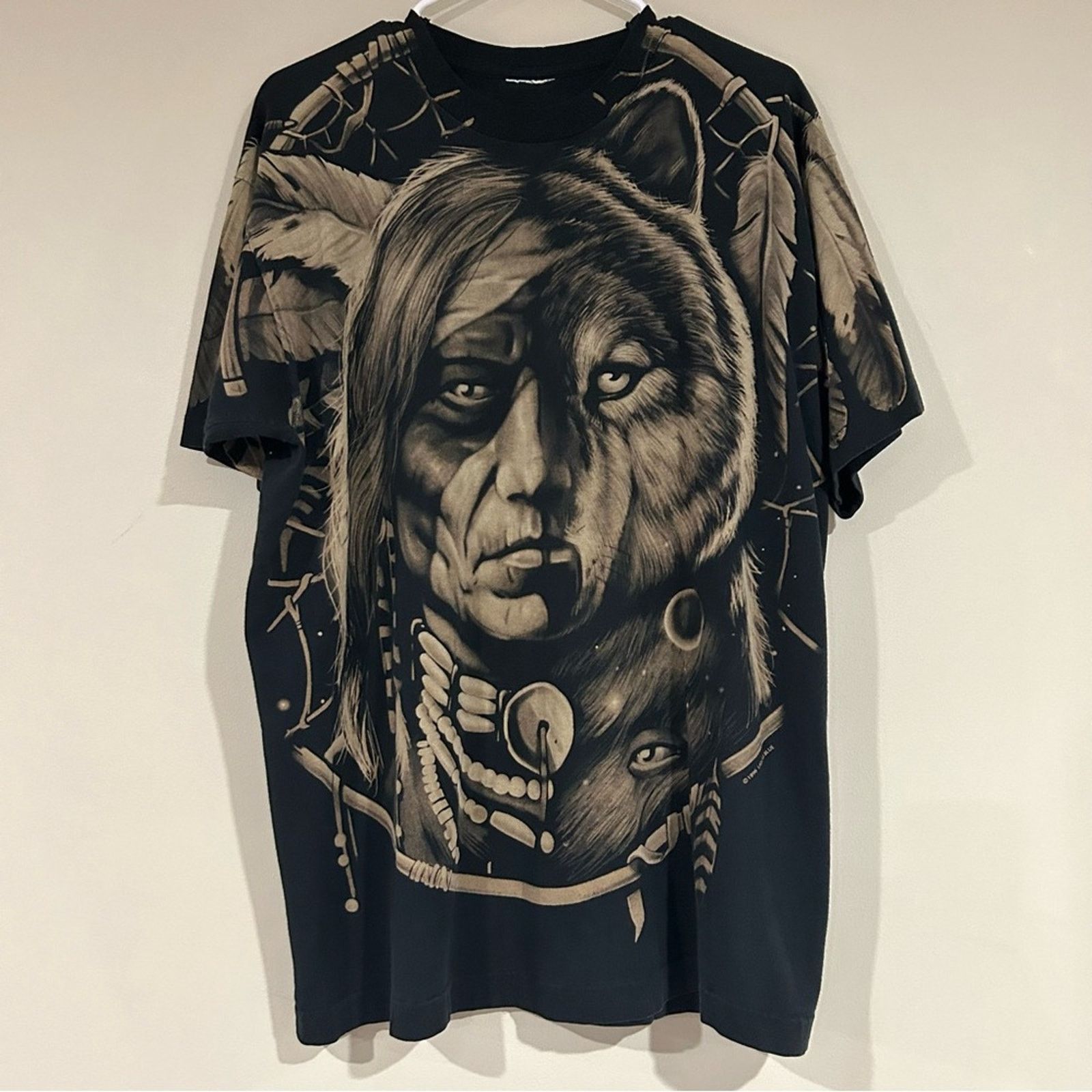 Liquid Blue Vintage 1996 Native American Wolf AOP Shirt Size US L / EU 52-54 / 3 - 1 Thumbnail