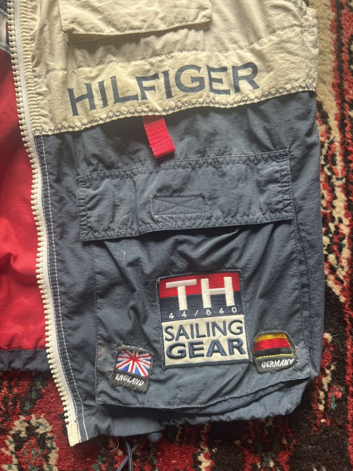 Tommy Hilfiger Vintage Tommy Hilfiger Sailing Gear Vest Size US L / EU 52-54 / 3 - 2 Thumbnail