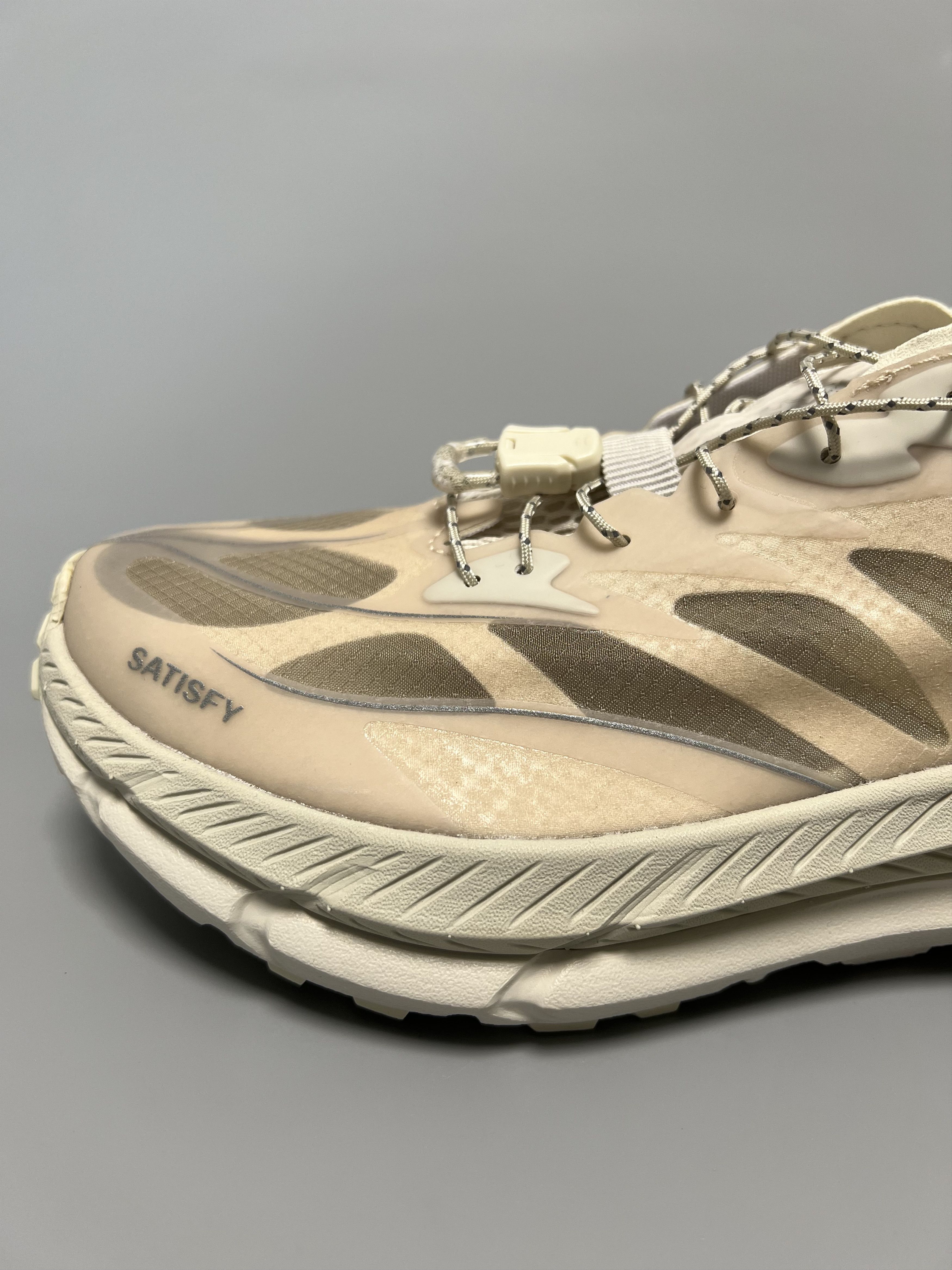 Hoka × Satisfy Hoka x Satisfy Mafate Speed 4 Lite Bone Trail Running Shoes Size US 7 / IT 37 - 8 Thumbnail