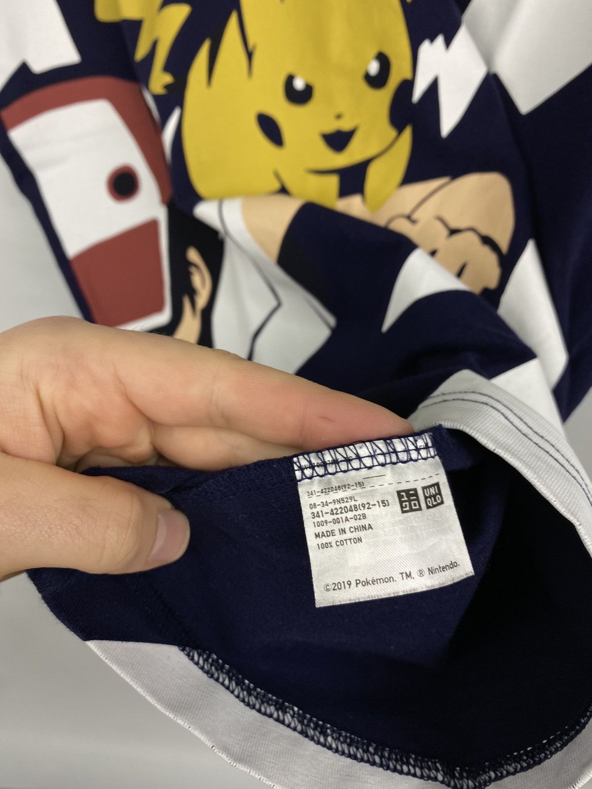 Pokemon × Uniqlo 🇯🇵 Uniqlo Pokemon Pikachu Ash Ketchum T-Shirt Rare Retro Hype Size US M / EU 48-50 / 2 - 7 Thumbnail