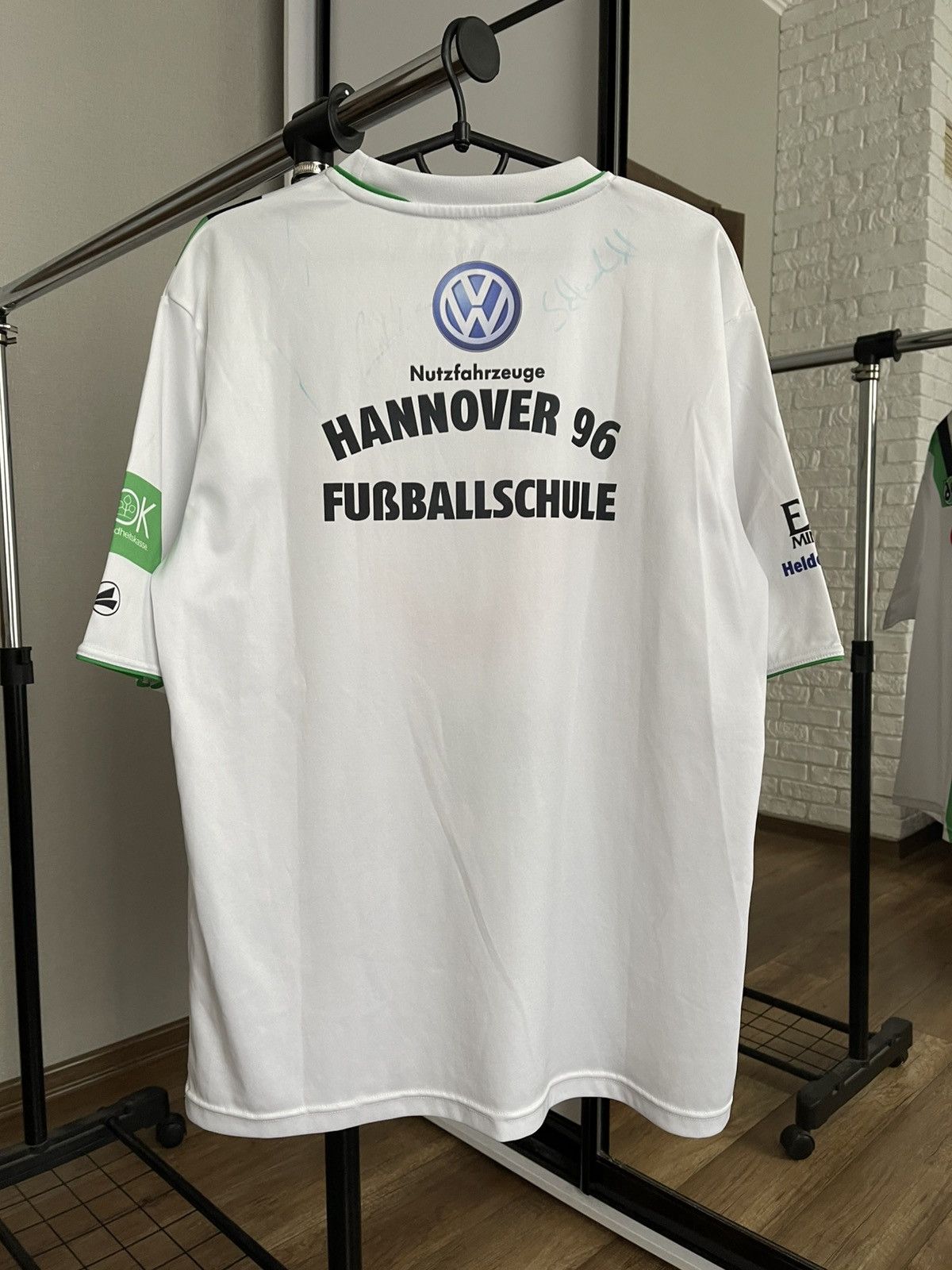Other 2013/2014 Hannover 96 Jako Soccer Jersey T-Shirt Tee Size US M / EU 48-50 / 2 - 6 Thumbnail