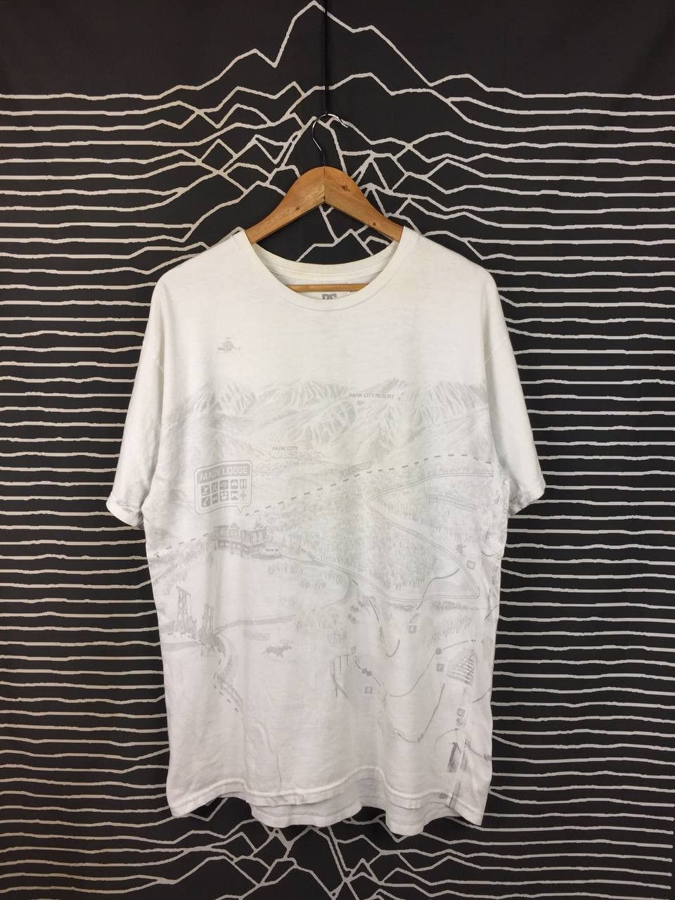 DC DC Shoes All Over Print Park City Resort Trail Map Tee Size US L / EU 52-54 / 3 - 2 Thumbnail