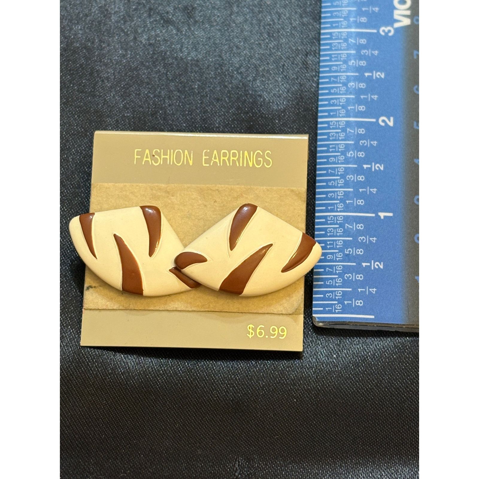 Other Vintage 80s Lightweight Abstract Cream Brown Stud Earrings Size ONE SIZE - 3 Thumbnail