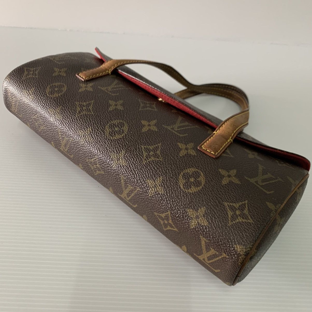 Louis Vuitton Louis Vuitton Monogram Handbag Size ONE SIZE - 6 Thumbnail