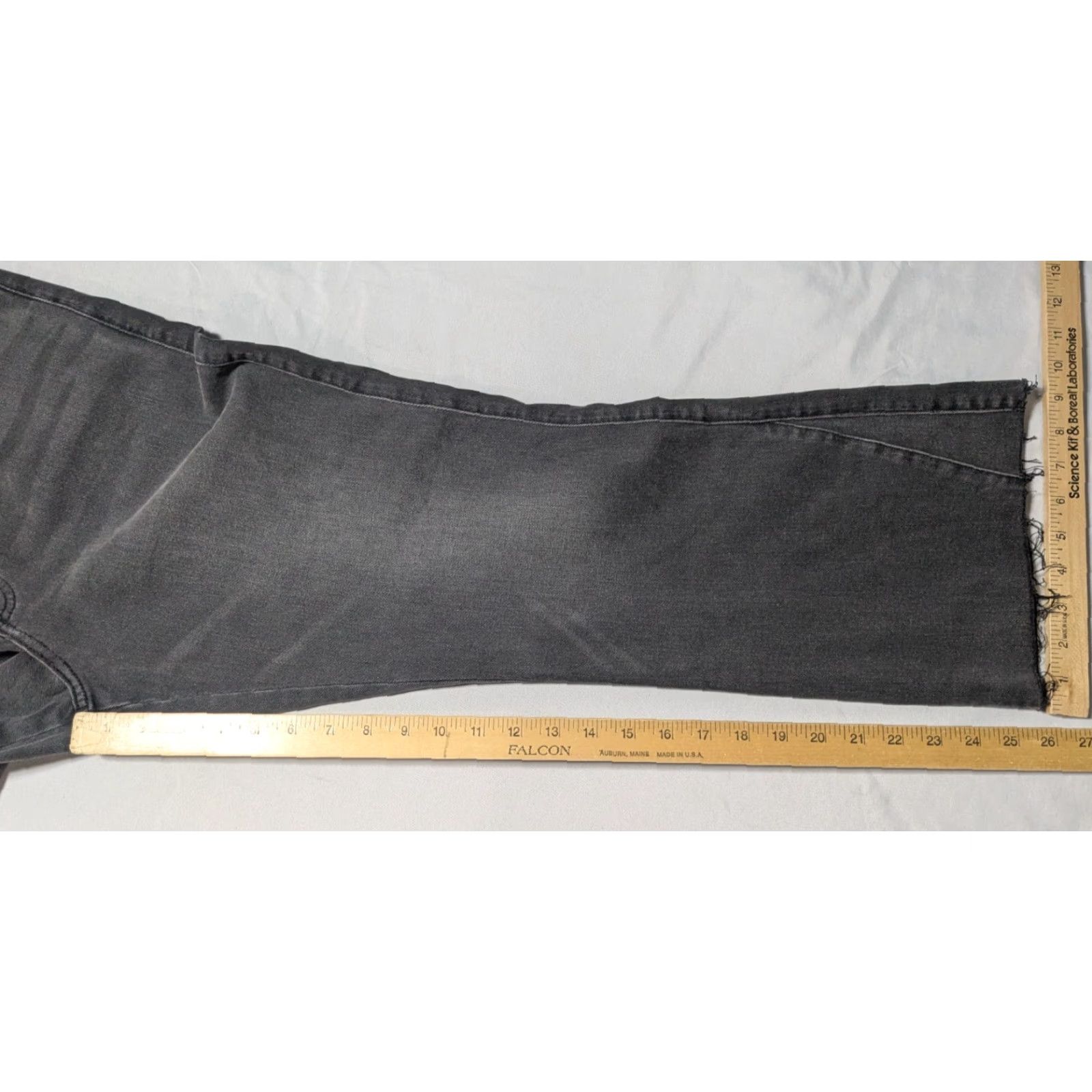 Express EXPRESS Cropped Flare High Rise - Women 14 Denim Jeans NEW Black 5-Pocket Dark Wash High Rise Womens Jeans Size 36" / US 14 / IT 50 - 6 Thumbnail