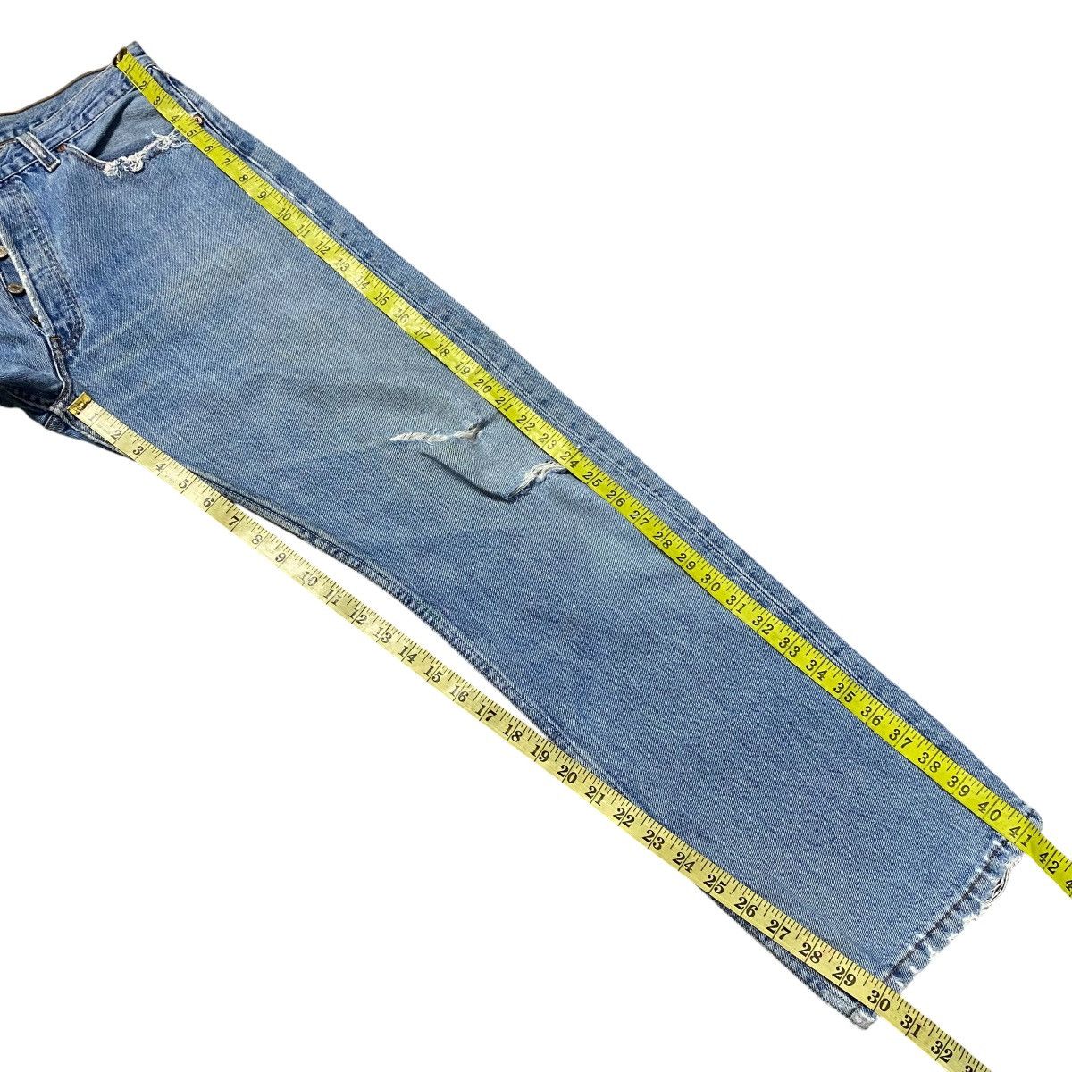 Levi's Vintage Levi's 501 Distressed Jeans Size US 33 - 19 Thumbnail