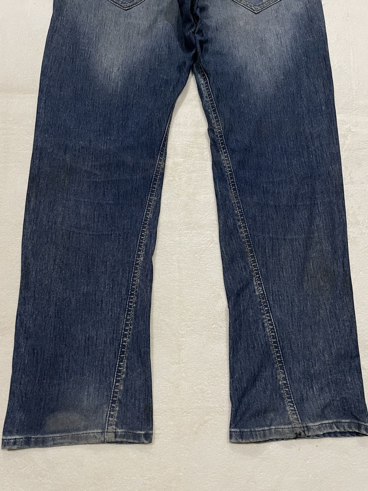 Edwin Vintage Edwin 503 Jerseys Twist Leg Distressed Denim Jeans Size US 35 - 12 Thumbnail