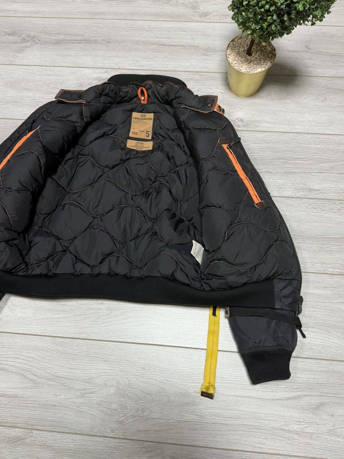 Parajumpers Parajumpers RARE alaska bomber jacket down puffer zippers Size US M / EU 48-50 / 2 - 9 Thumbnail