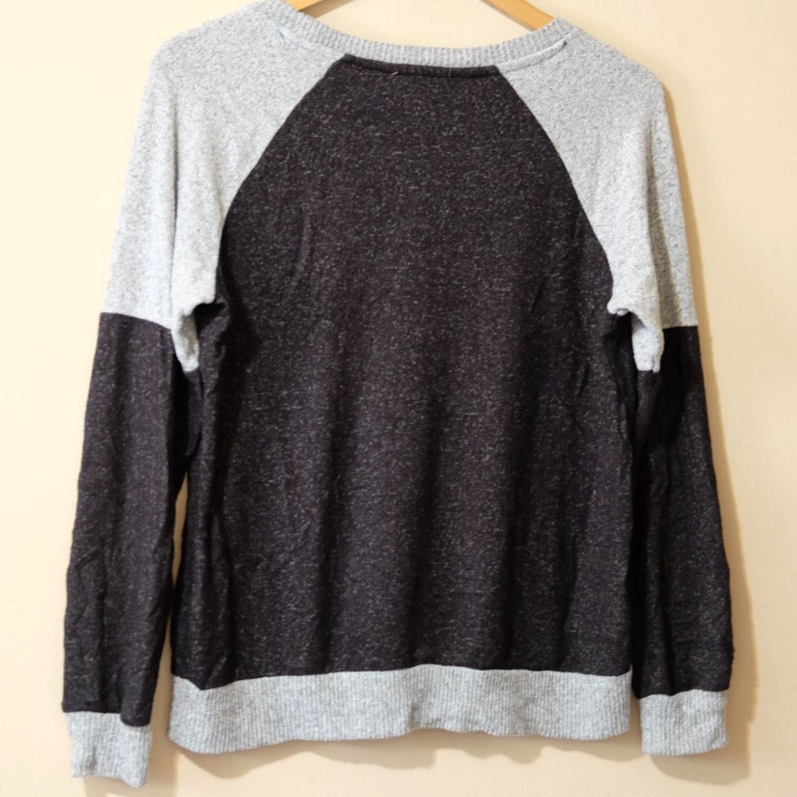 Vintage Pink Rose SOFT Women's L knit Sweater Pullover Lightweight Grey Black Crew Neck Cotton? Polyester? Rayon? Spandex? Size L / US 10 / IT 46 - 5 Thumbnail