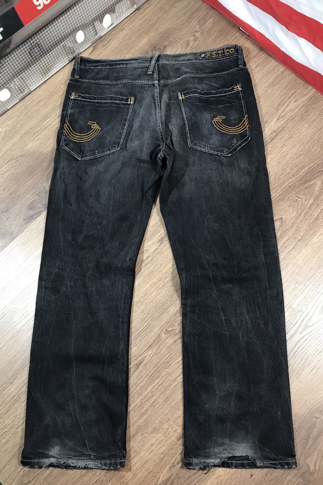 Japanese Brand × Vintage Vintage Distressed Denim Pants Jeans Size US 41 - 8 Thumbnail