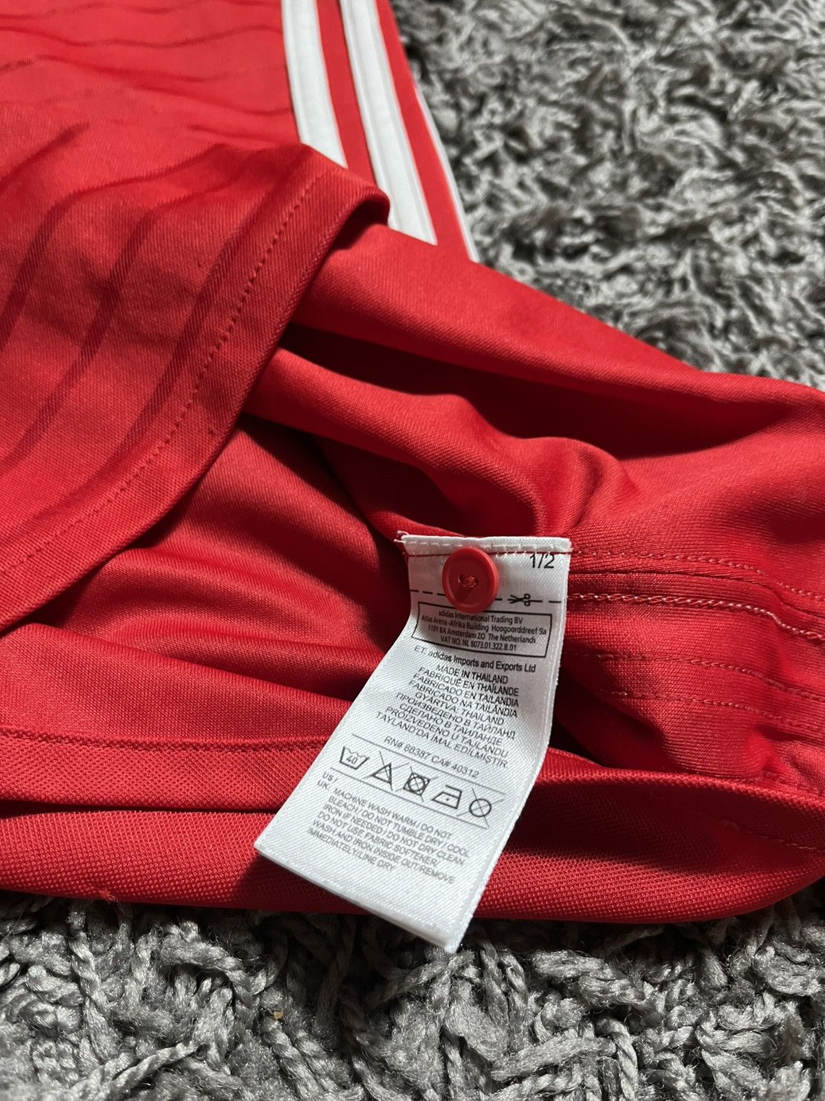 Adidas BAYERN MUNCHEN ADIDAS 2016/17 SOCCER FOOTBALL JERSEY Size US S / EU 44-46 / 1 - 6 Thumbnail