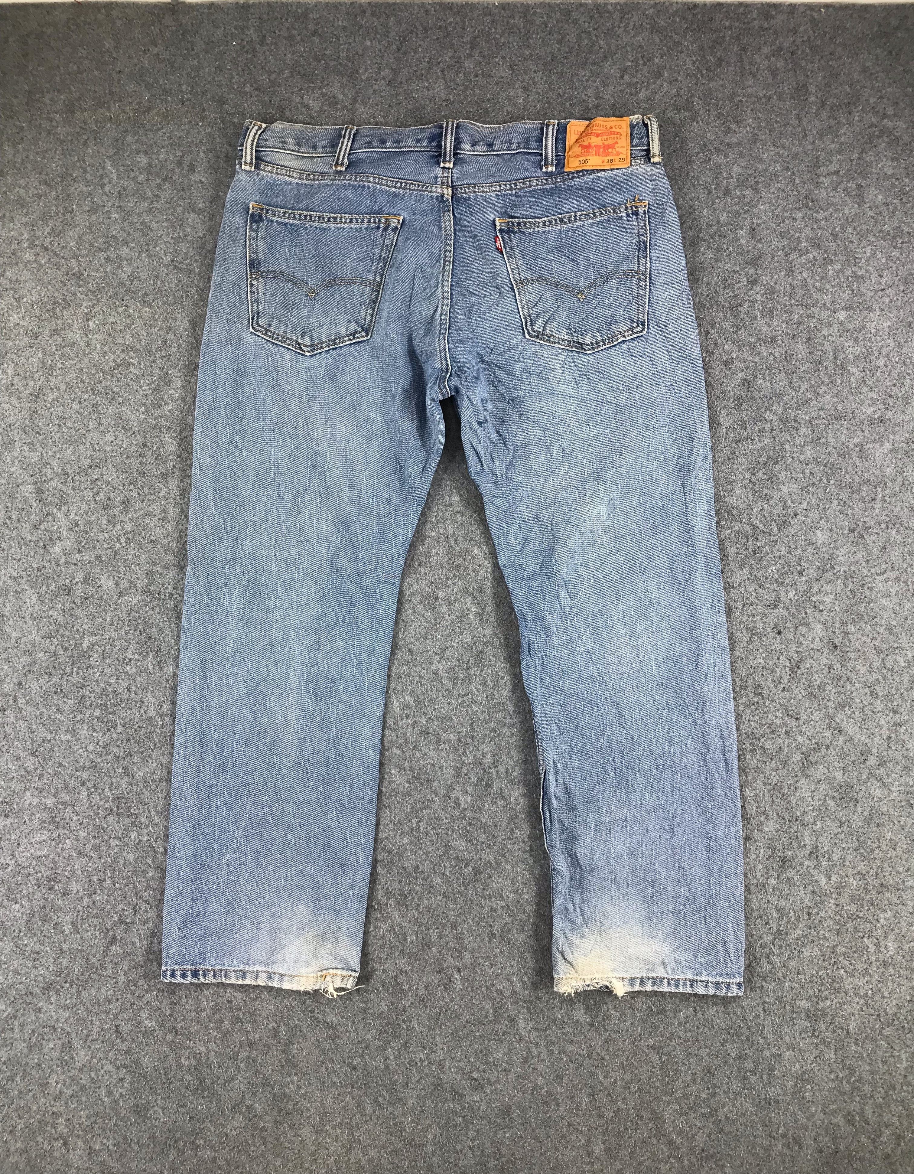 Levi's Vintage Levis 505 Jeans Medium Wash Denim KJ204 Size US 39 - 2 Thumbnail