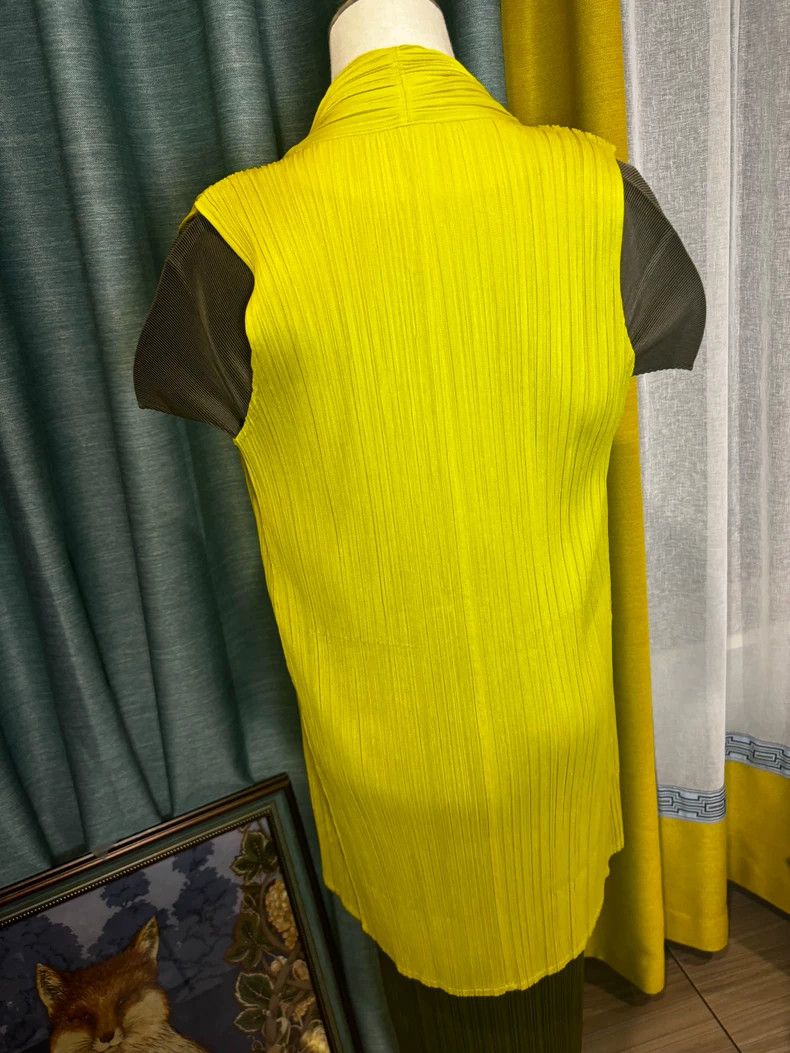 Other Issey Miyake/三宅一生 size:3 Yellow pleated vest Size XS / US 0-2 / IT 36-38 - 3 Thumbnail