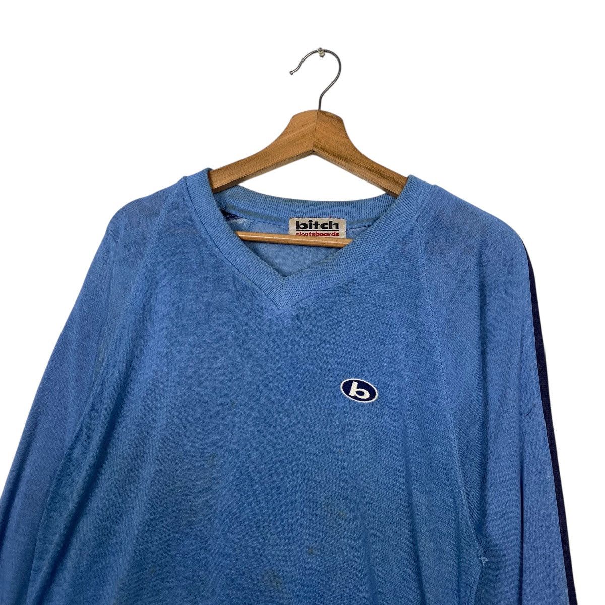 Vintage Vintage 80s Bitch skateboard vneck sweat Size US M / EU 48-50 / 2 - 7 Thumbnail