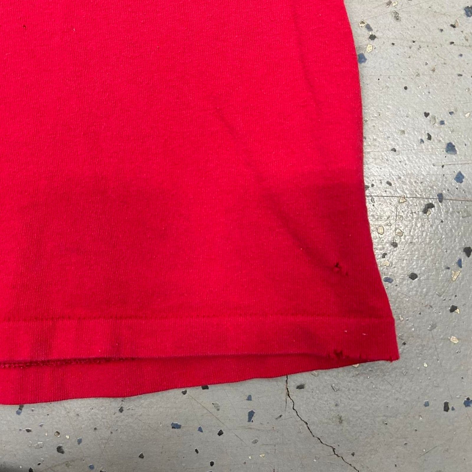 Other VTG Red and yellow Chump graphic t-shirt Size US S / EU 44-46 / 1 - 4 Thumbnail