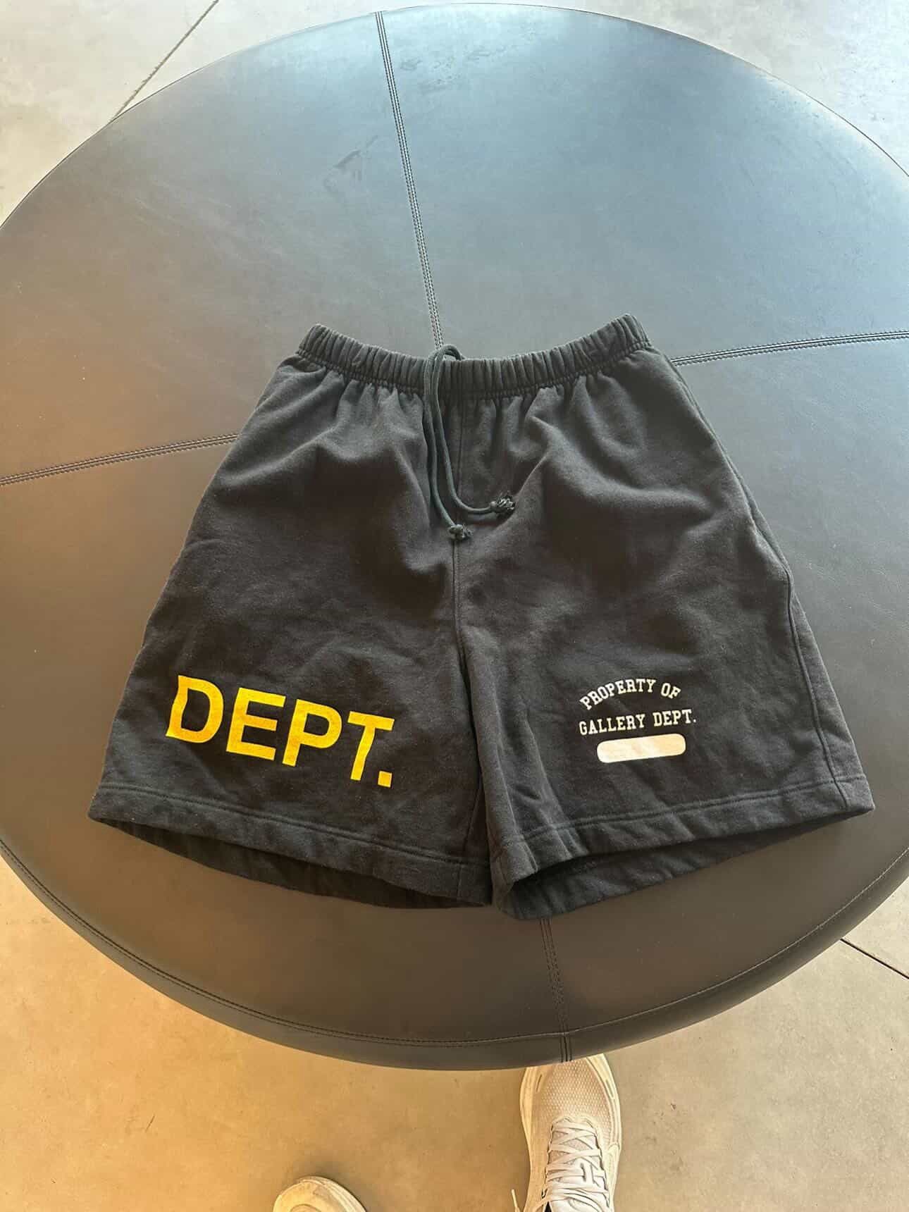 Gallery dept logo cotton short black