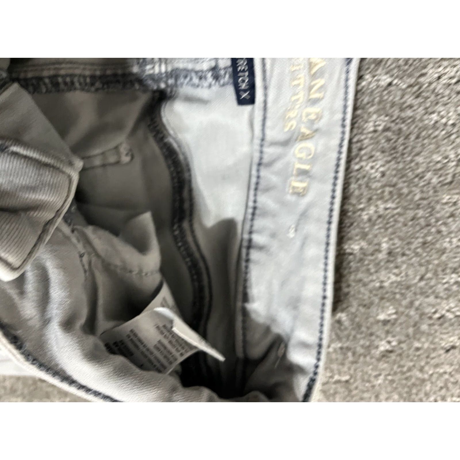 American Eagle Outfitters American Eagle Leggings High Rise Stretch Size 0 Gray Denim Destroyed Womens Size 25" / US 0 / IT 36 - 5 Thumbnail