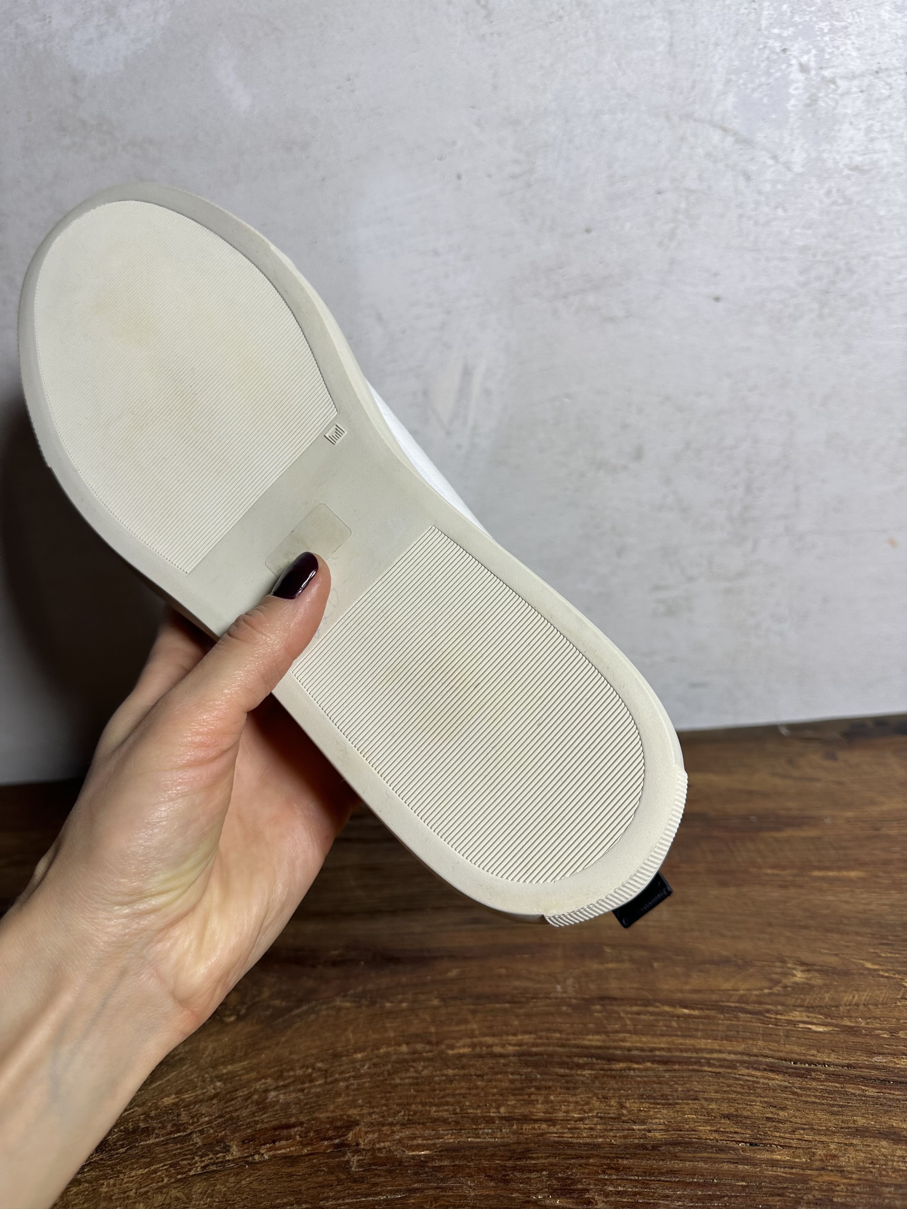 Neil Barrett Neil Barrett Painted Two-Toned Low-Top Sneakers Size US 10 / EU 43 - 14 Thumbnail