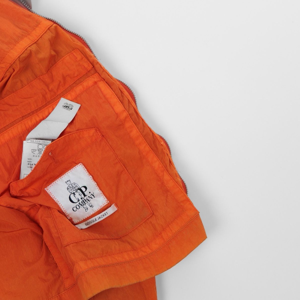 C.P. Company CP Company Goggle Jacket Mens Rare Nylon Orange Hooded Lens Size US M / EU 48-50 / 2 - 18 Thumbnail