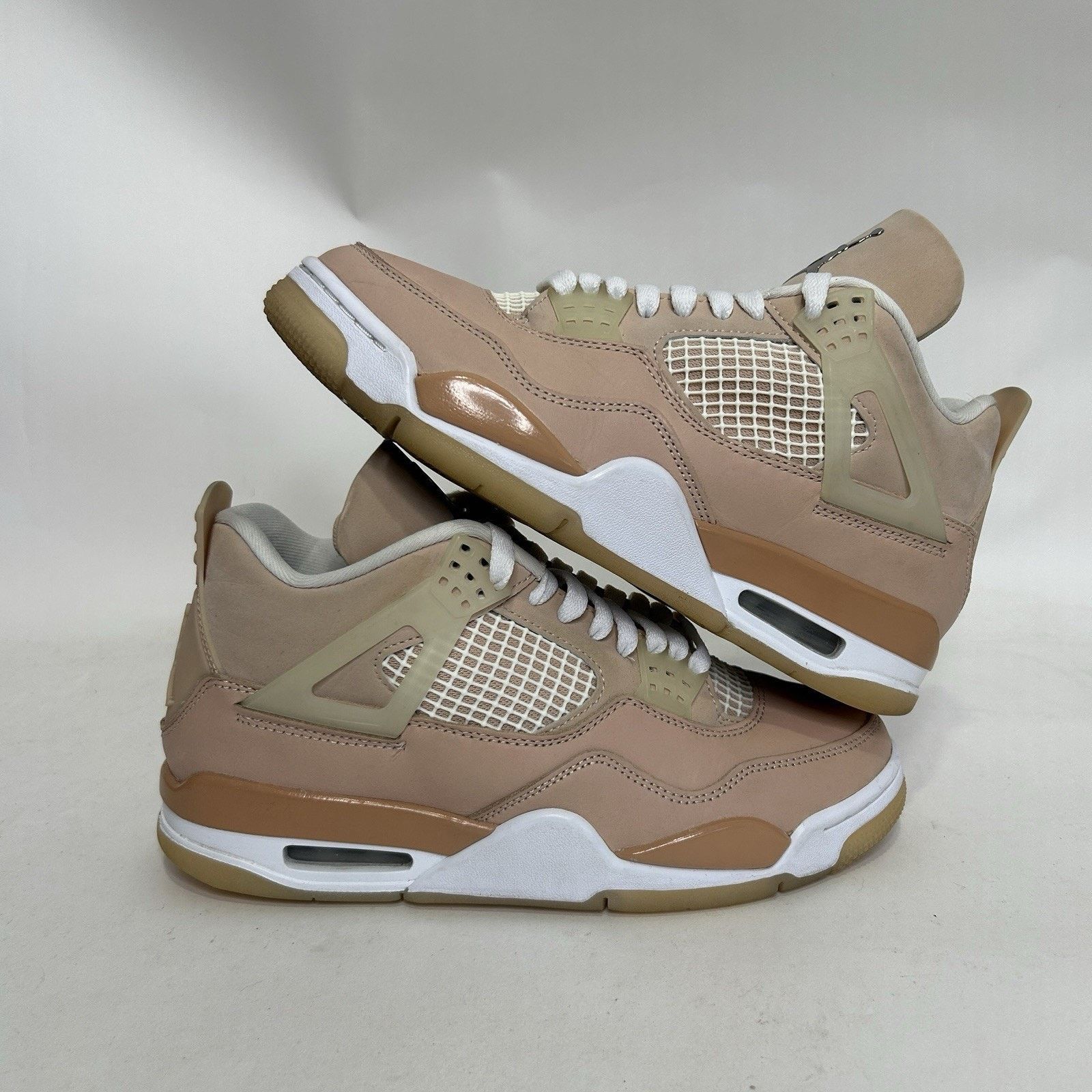 Jordan Brand Nike Air Jordan 4 Retro OG WMNS “Shimmer Tan White” Size US 9 / IT 39 - 1 Thumbnail