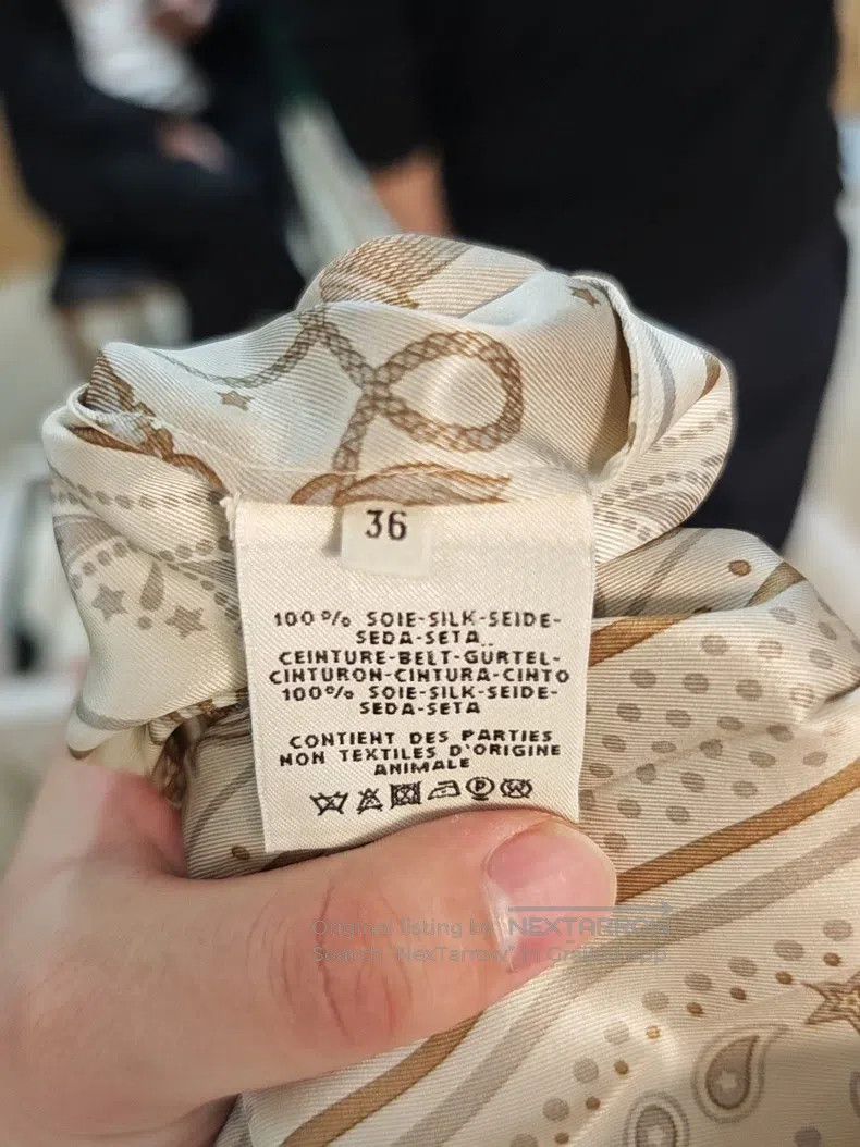 Hermes Color-Blocked Printed Silk Crepe Round Neck Long Sl