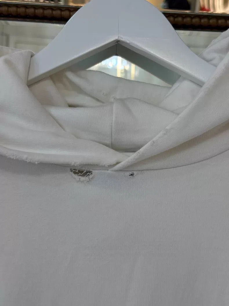 Balenciaga Balenciaga Letter Printed Crewneck Long Sleeve Sweatshirt Size US S / EU 44-46 / 1 - 4 Thumbnail