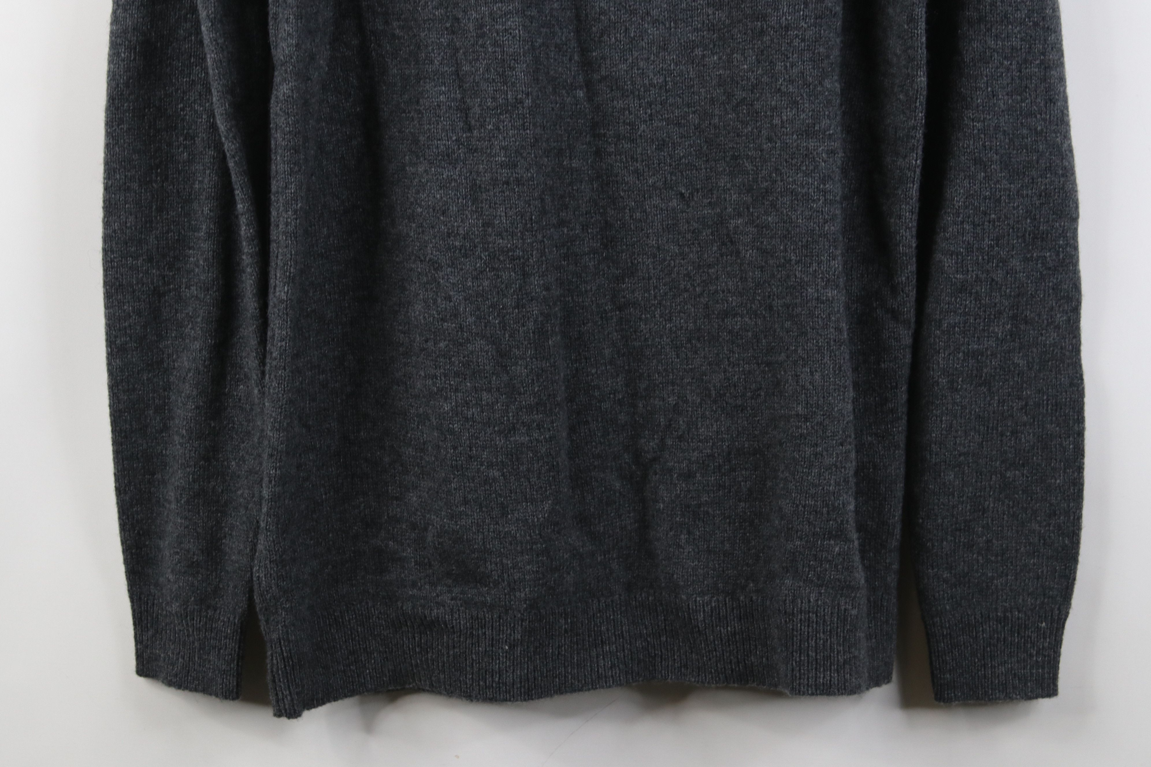 Vintage WoolOvers Wool Overs Wool Knit V-Neck Sweater Heather Gray Size US S / EU 44-46 / 1 - 3 Thumbnail