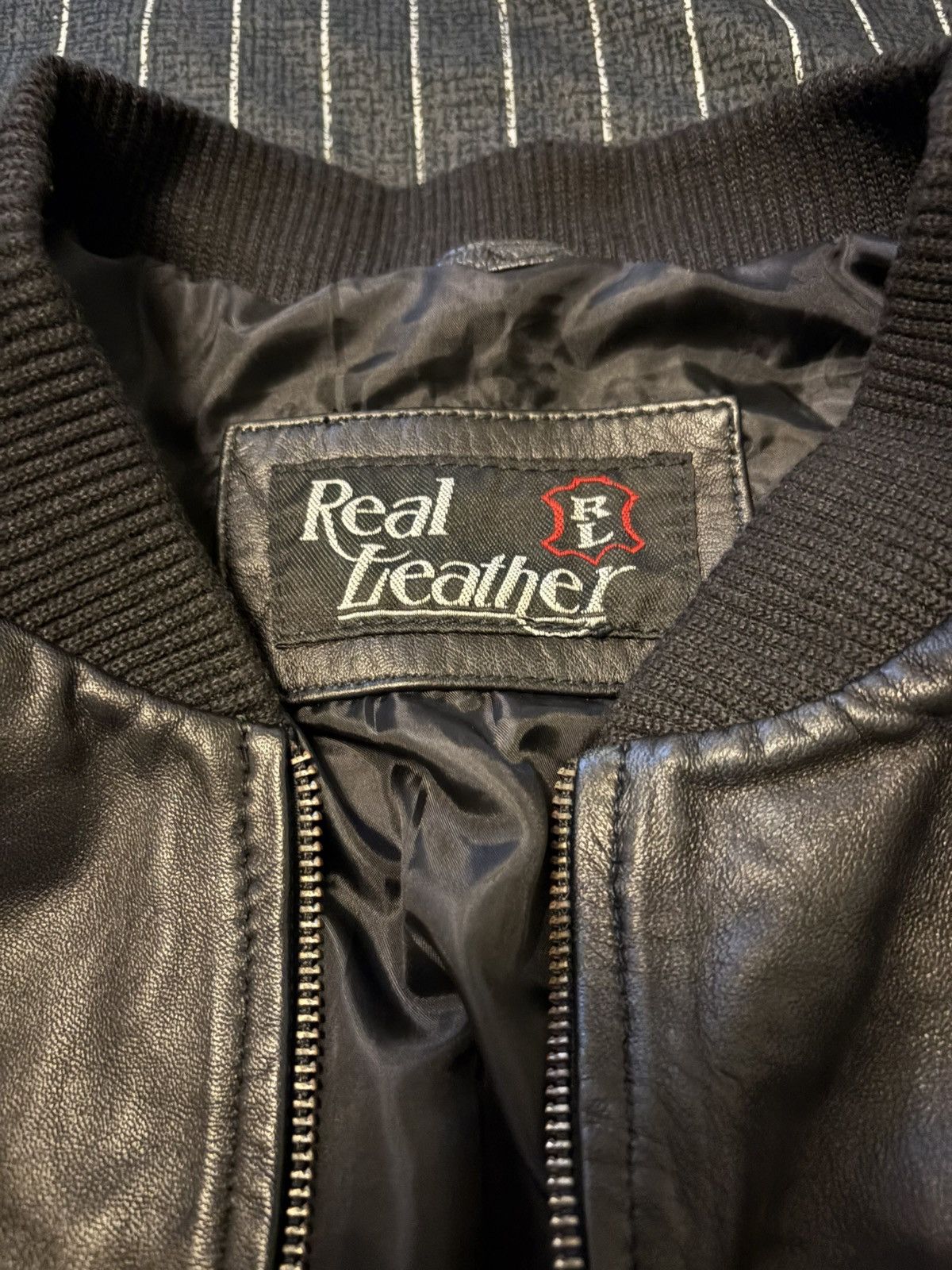 Vintage Vintage Leather 8 Ball Bomber Jacket Size US L / EU 52-54 / 3 - 3 Thumbnail