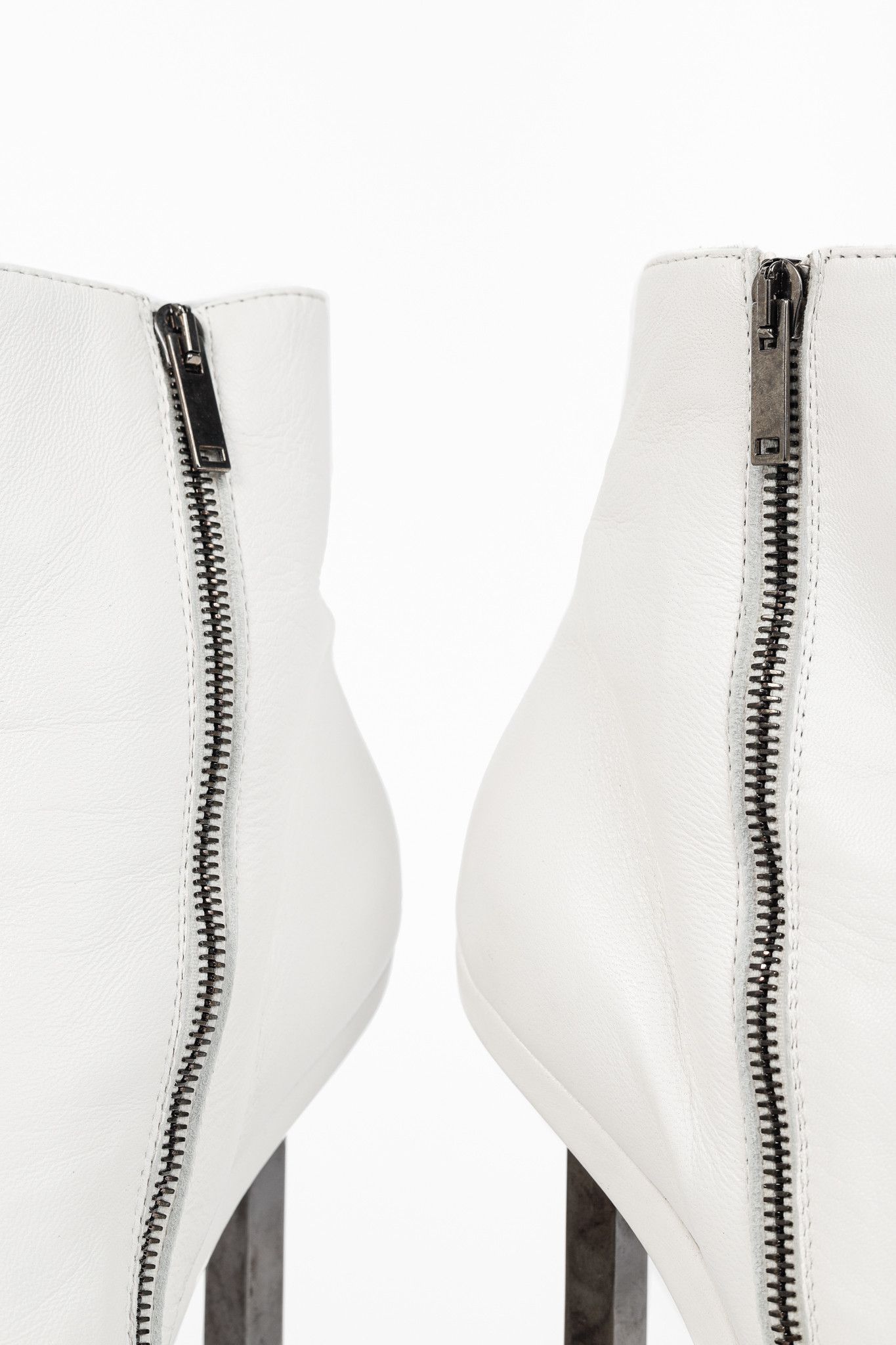 Gareth Pugh Gareth Pugh SS/14 Runway Leather Angular-Heel Ankle Boots Size US 9.5 / IT 39.5 - 9 Thumbnail