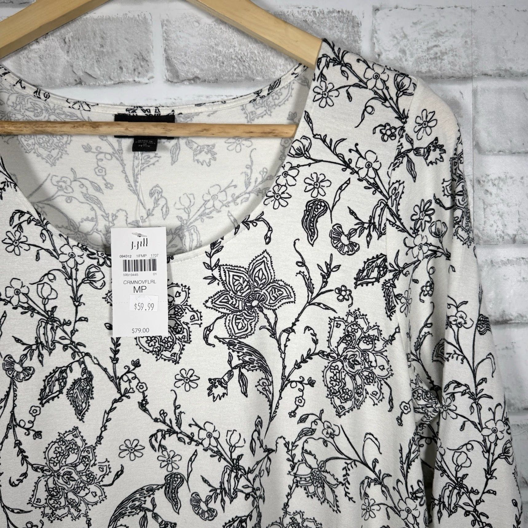 J. Jill NWT J. Jill Blouse Flower Print Womens PM Petite Multicolor Size PM Womens Size M / US 6-8 / IT 42-44 - 2 Thumbnail