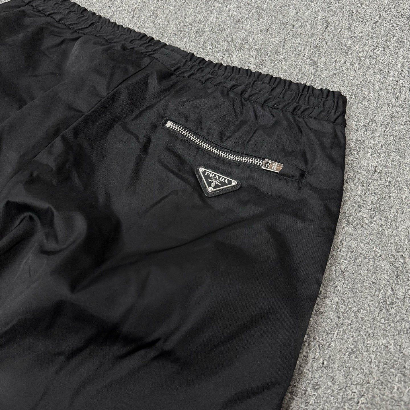 Prada Prada Black Triangle Logo Nylon Pants Size US 38 / EU 54 - 3 Thumbnail