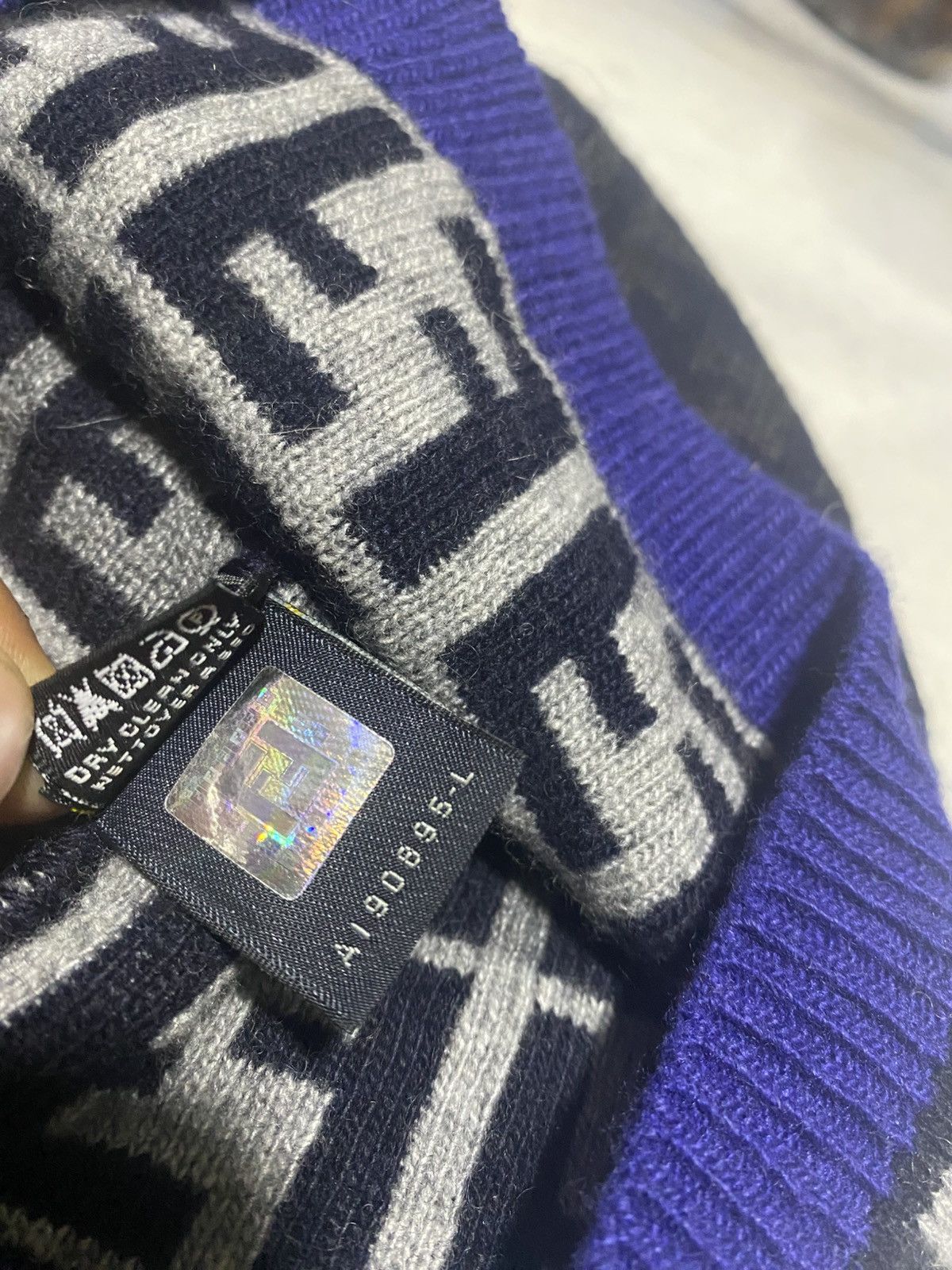 Fendi Fendi Cashmere Zucca Monogram Beanie Size ONE SIZE - 6 Thumbnail