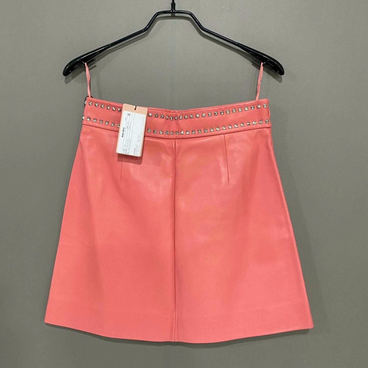 Miu Miu MIUMIU Pink Rivet Leather Skirt Size 40" / US 18 - 1 Thumbnail
