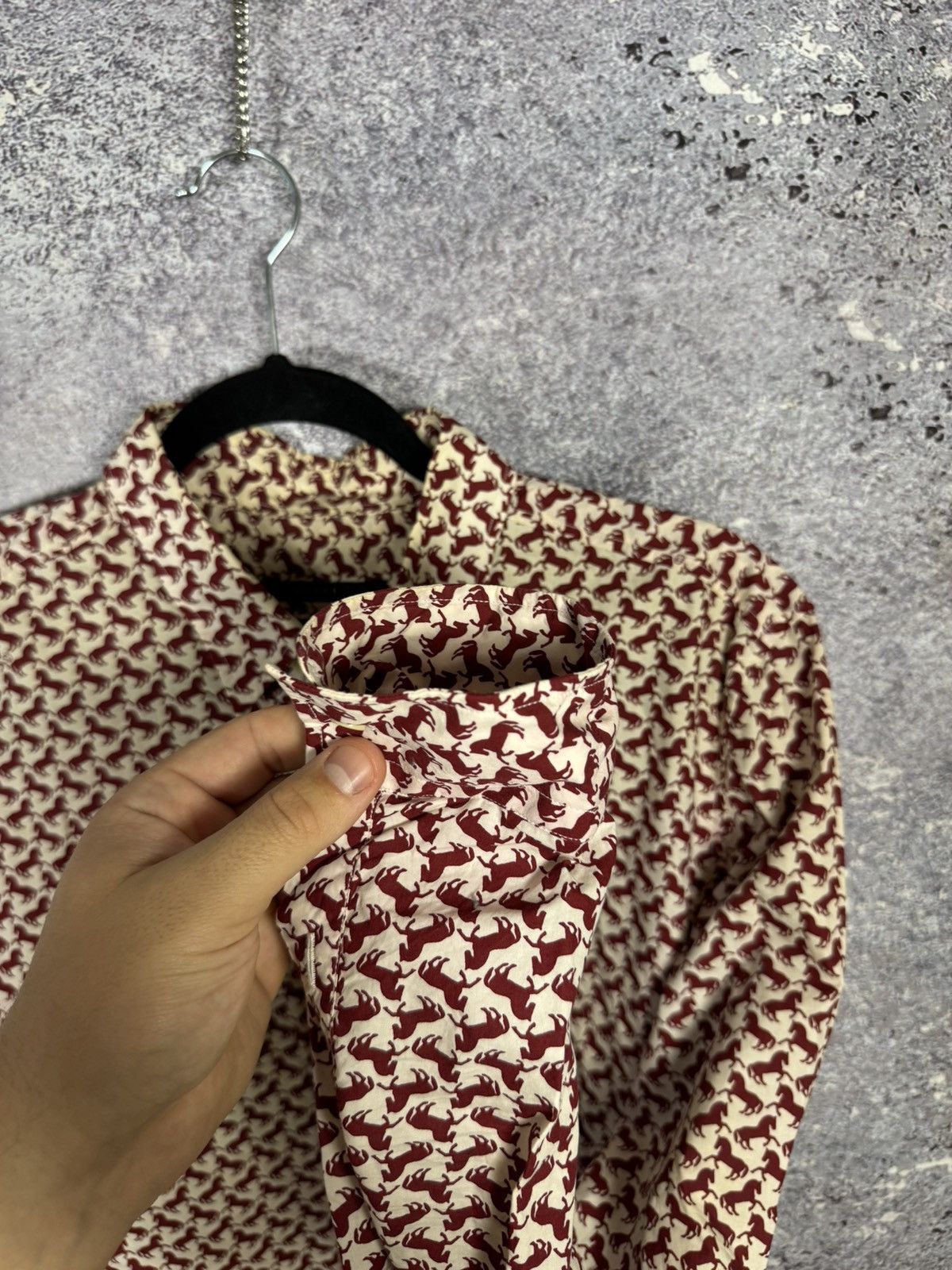 Gucci GUCCI Shirt Button Up Printed Monogram Horsebit Slim Fit Red Size US M / EU 48-50 / 2 - 11 Thumbnail