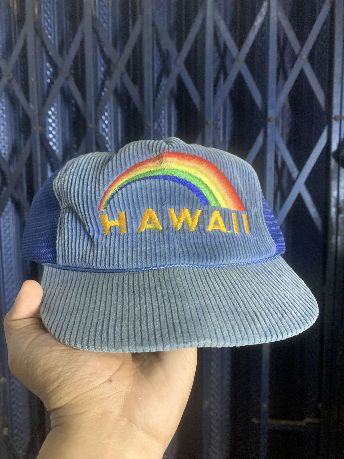 Vintage Vintage Hawaii Trucker Hats Size ONE SIZE - 4 Thumbnail