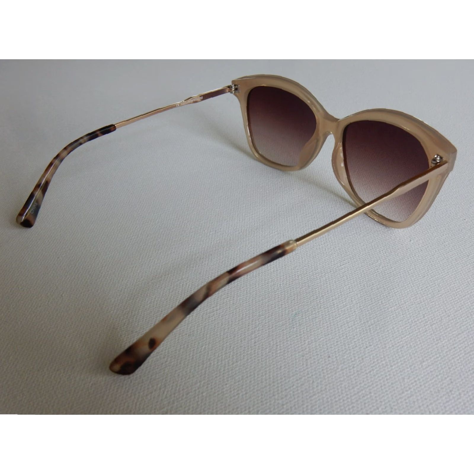 Jones New York Jones New York Women's Sunglasses Beige Small Frame Classic Style Size ONE SIZE - 3 Thumbnail