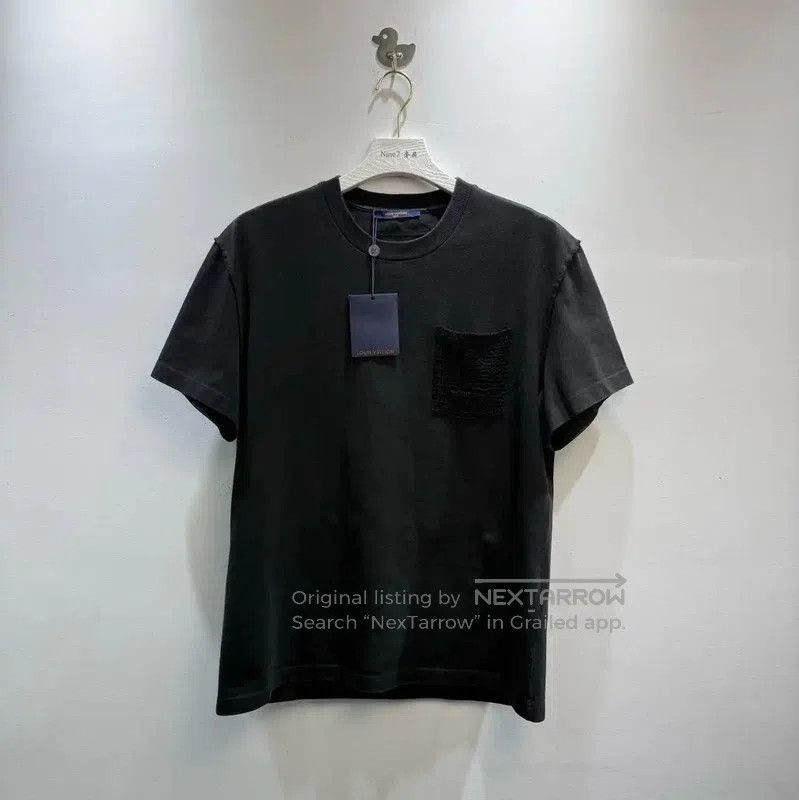 Louis Vuitton Louis Vuitton Black Cotton Men's T-Shirt . Size US L / EU 52-54 / 3 - 1 Thumbnail