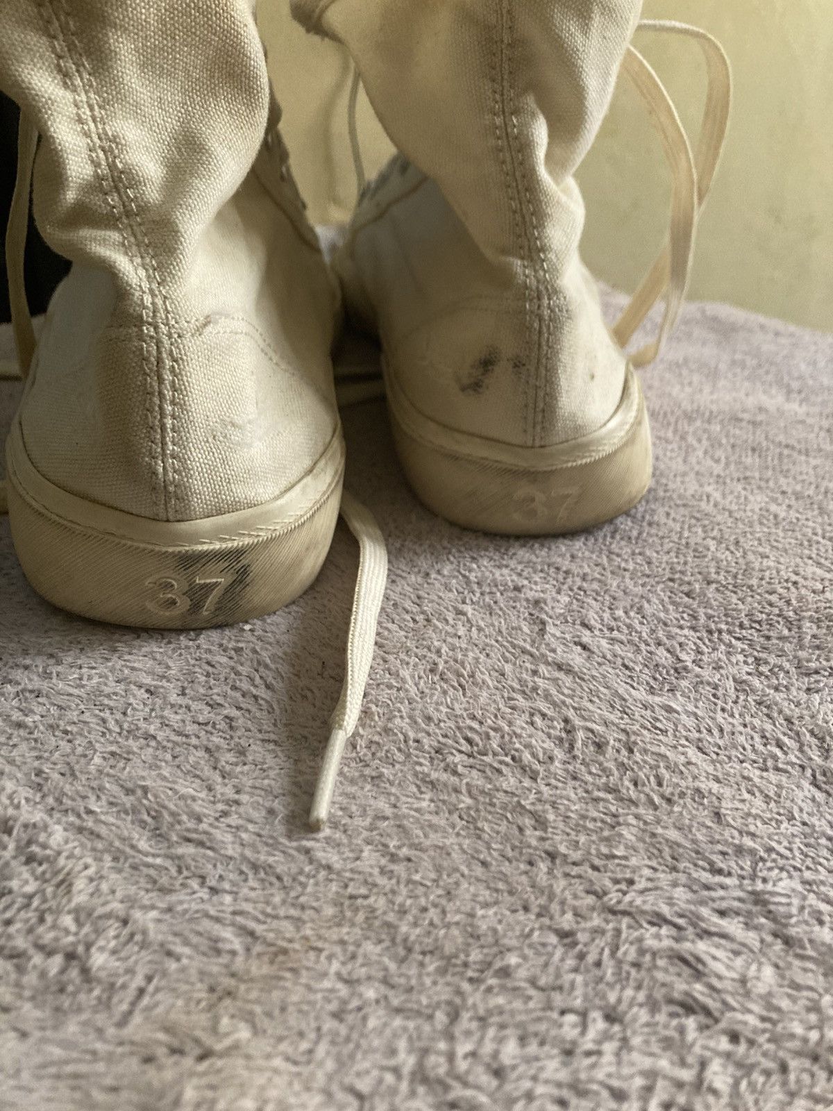 Balenciaga Balenciaga Ivory Paris Distressed High-Top Sneaker Shoes 37 Size US 7 / IT 37 - 8 Thumbnail