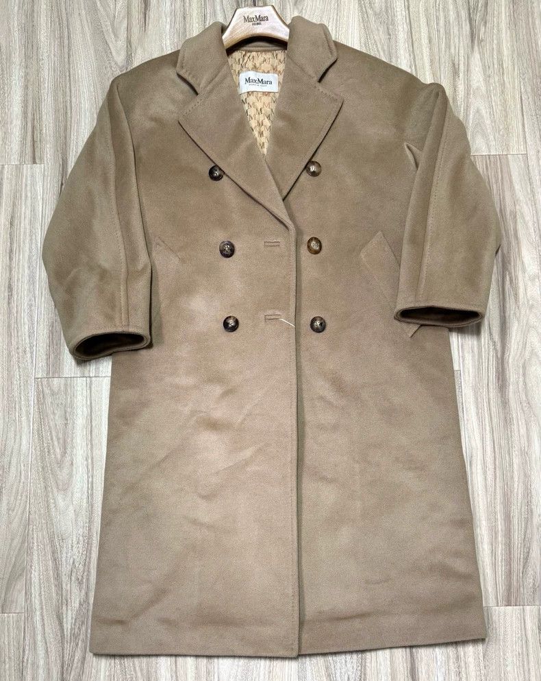 Max Mara Max Mara 101801 Series Coat (Camel) Size M / US 6-8 / IT 42-44 - 1 Thumbnail
