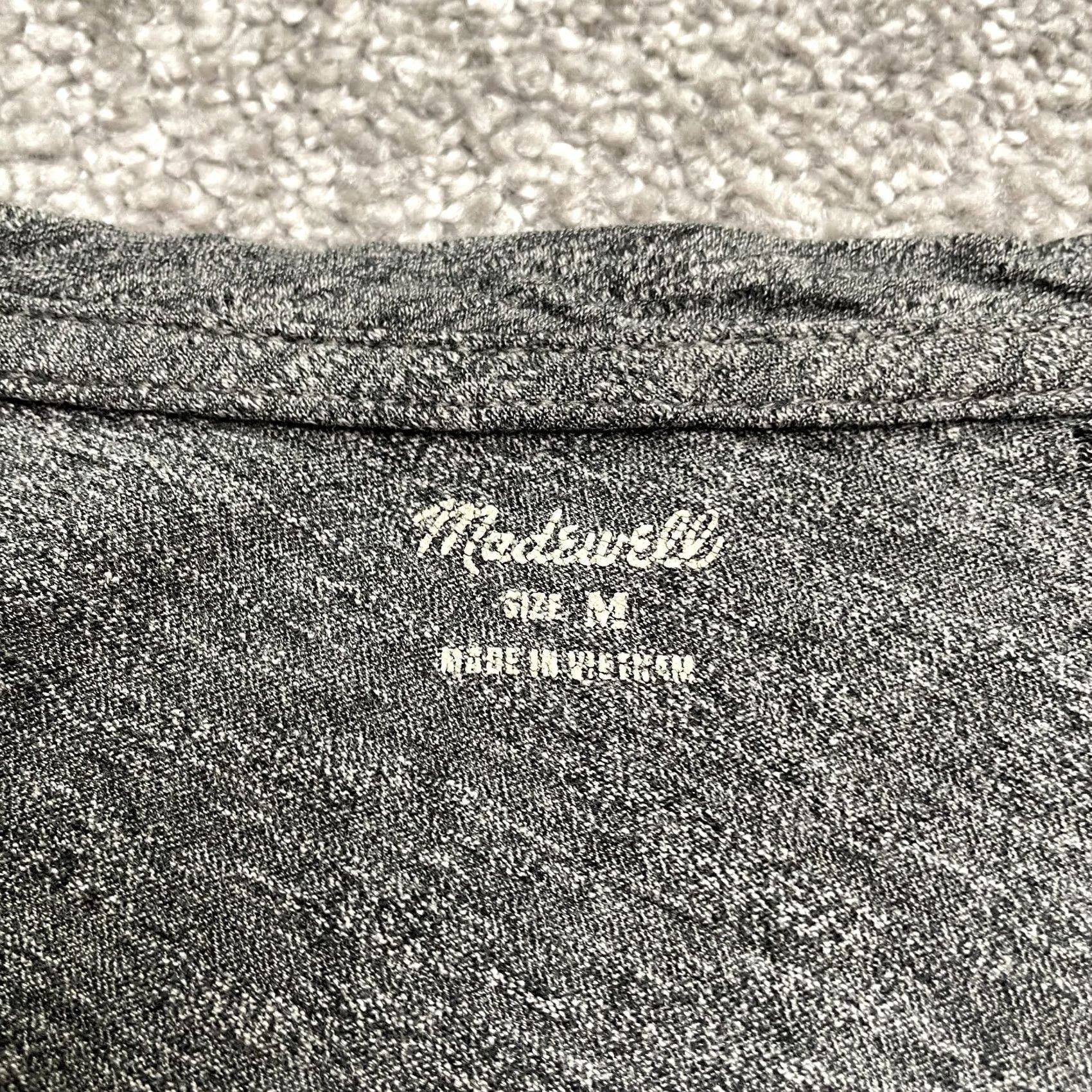Madewell Madewell T-Shirt Womens Medium Gray Cotton V-Neck Basic Tee Essential Size M / US 6-8 / IT 42-44 - 7 Thumbnail