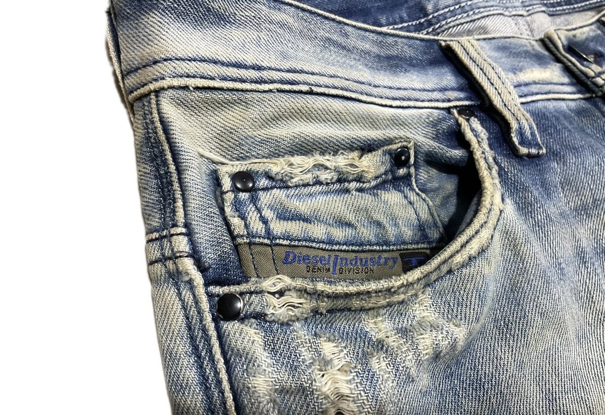 Diesel × If Six Was Nine × Japanese Brand 🔥Sick Y2K Diesel Denim Distressed Safado Size US 32 / EU 48 - 10 Thumbnail
