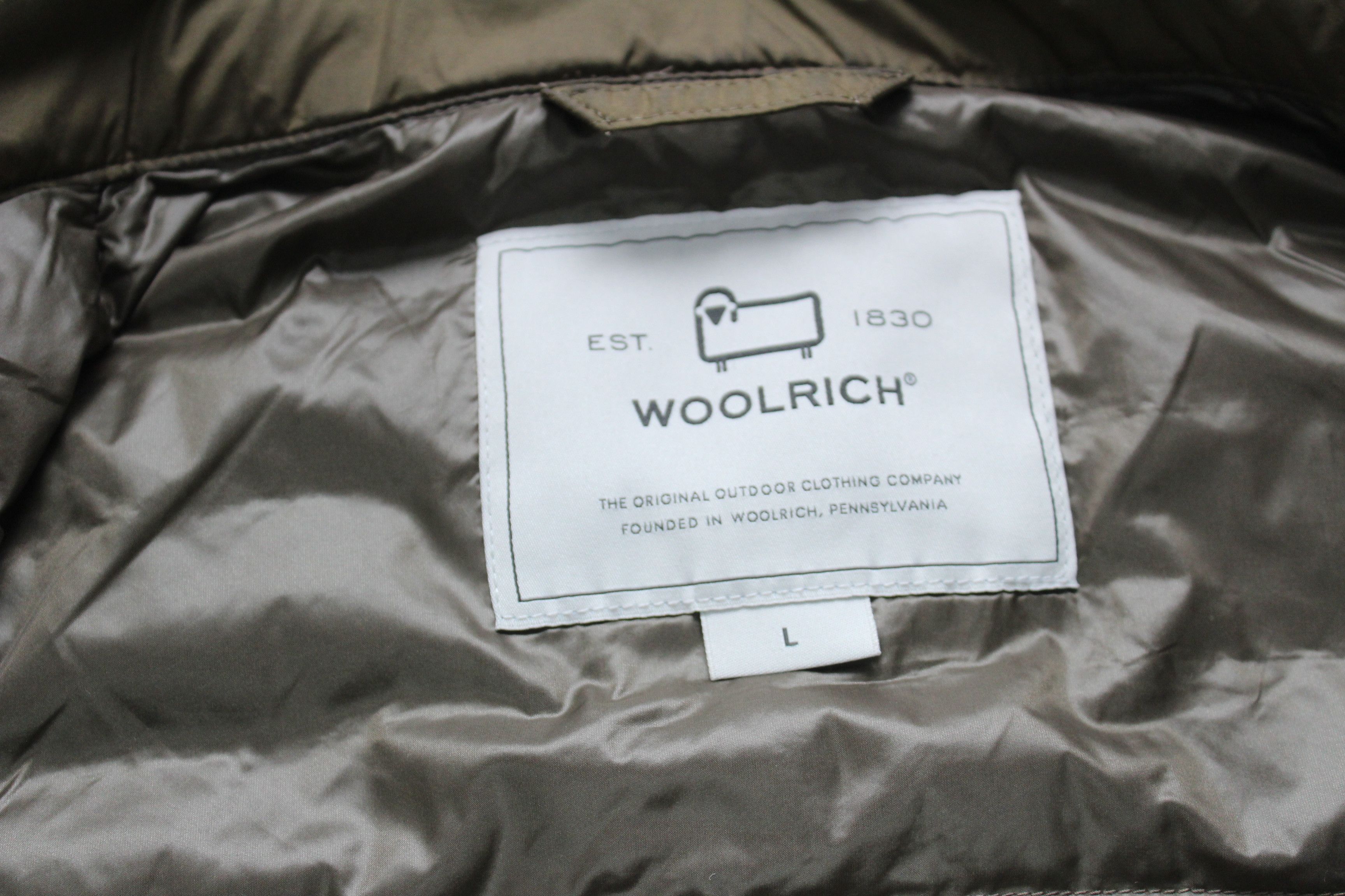 Woolrich Woolen Mills Woolrich Hibiscus Down Jacket Womens Size L Hype Size L / US 10 / IT 46 - 11 Thumbnail