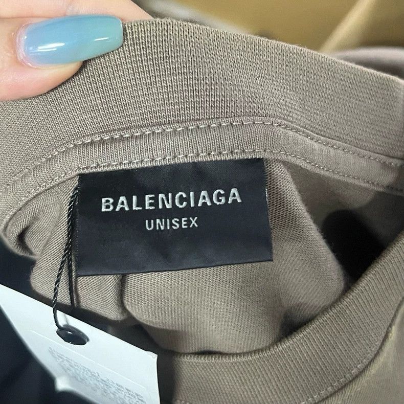 Balenciaga Balenciaga Taupe Printed Pattern Logo Short Sleeve Size US S / EU 44-46 / 1 - 9 Thumbnail